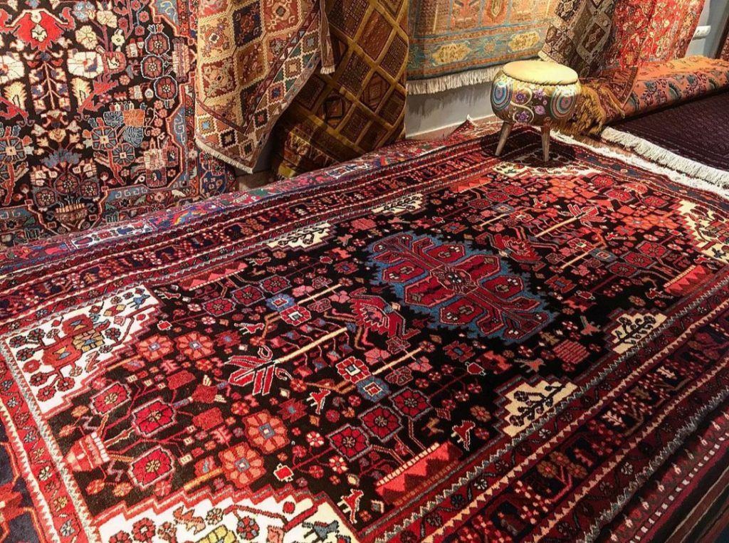 قالیشویی در گوهردشت